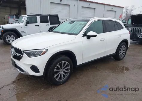 2025 Mercedes-Benz Glc 300 4Matic Suv z USA, uszkodzony, nr VIN W1NKM4HB1SF245859